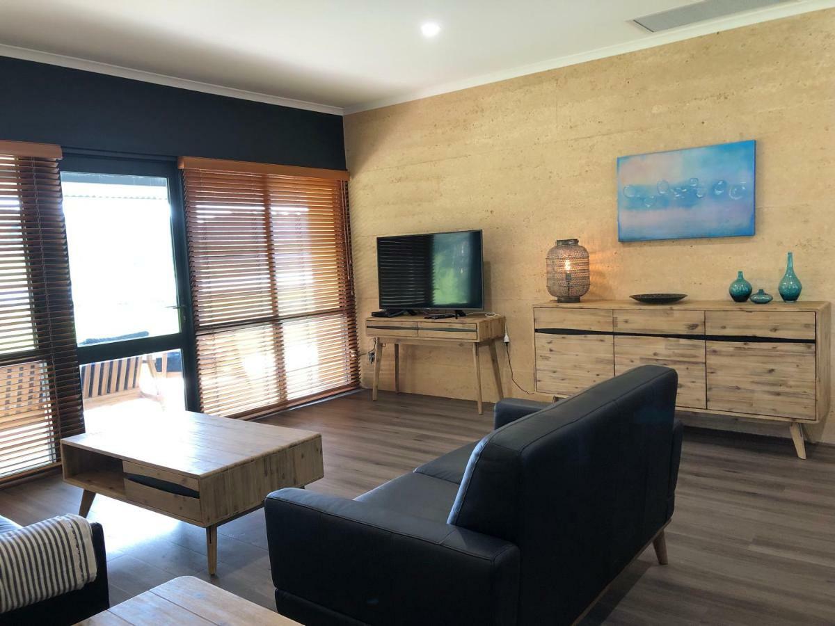 Tanah Marah Hotel Bramley Buitenkant foto